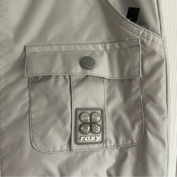 Roxy women’s snowpants - Picture 3 of 14